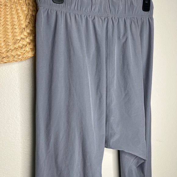 Lululemon parachute pants - Picture 4 of 7